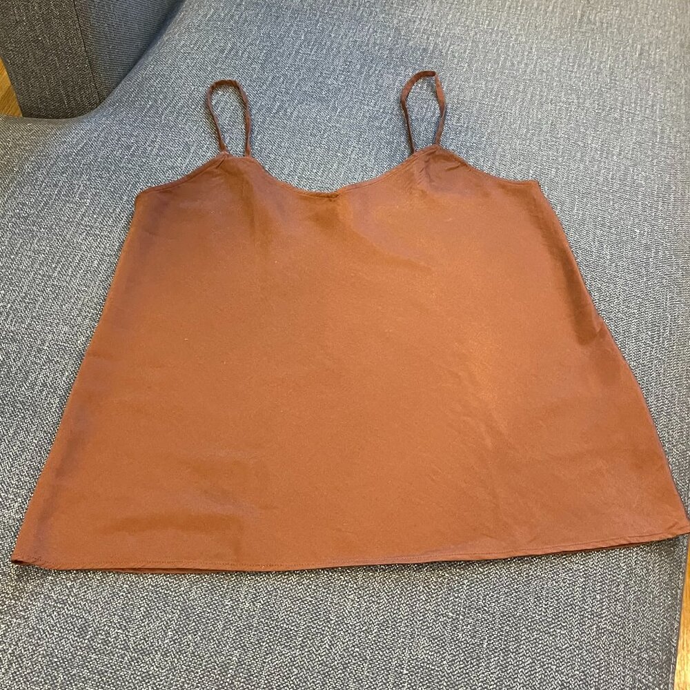 UNIQLO Satin Tank